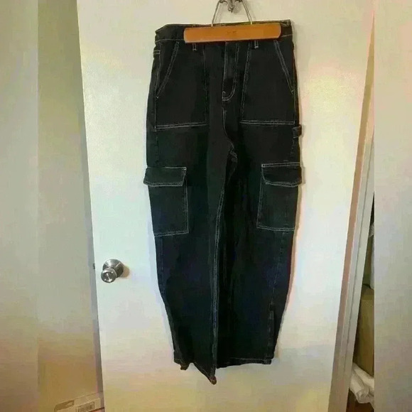 Social Tourist faded wash black Cargo jeans size 9s 29w - Picture 1 of 5